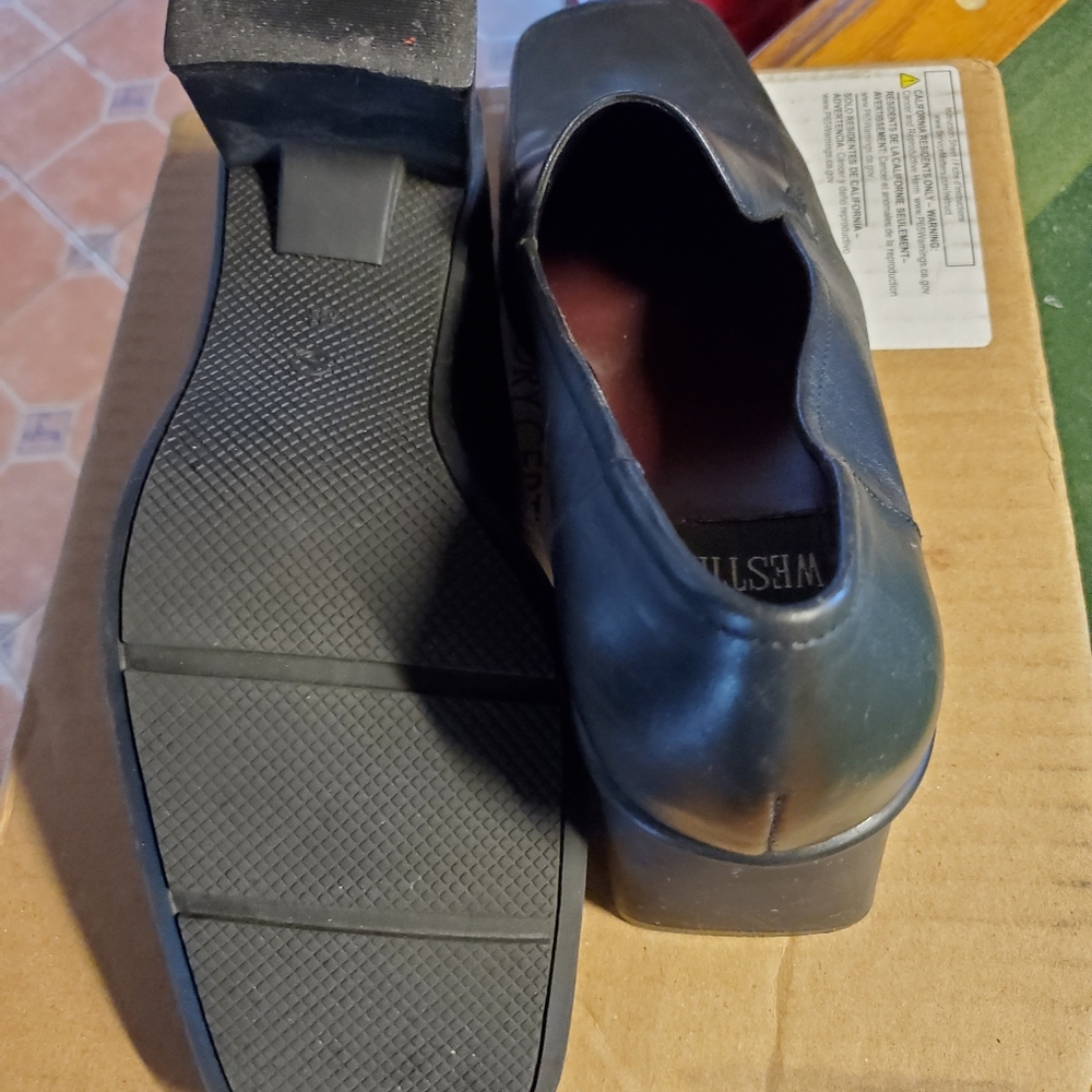 Shoes 👞 - Picture 4 of 4